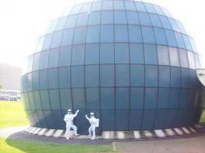 2009 563