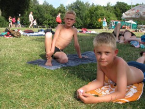 2010 0696