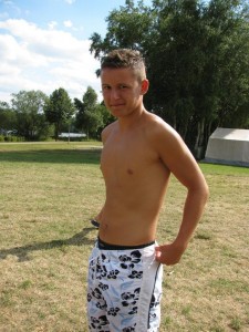 2010 0835